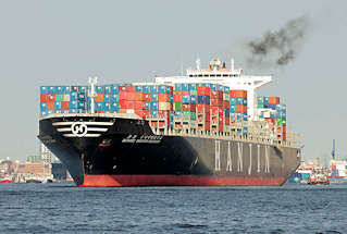 8949 Der Containerfrachter Hanjin United Kingdom verlsst mit Containern beladen den Hamburger Hafen - das Frachtschiff hat eine Lnge von knapp 350m und kann 9954 TEU Container transportieren.
